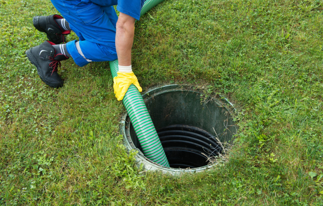 how to unclog main sewer line